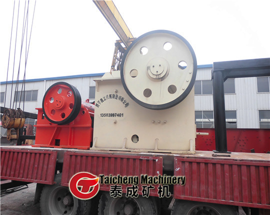 PE 600*900 Jaw crusher shipping to Morocco